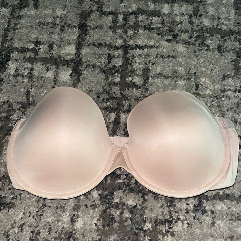 Maidenform Strapless Nude Bra 38DD